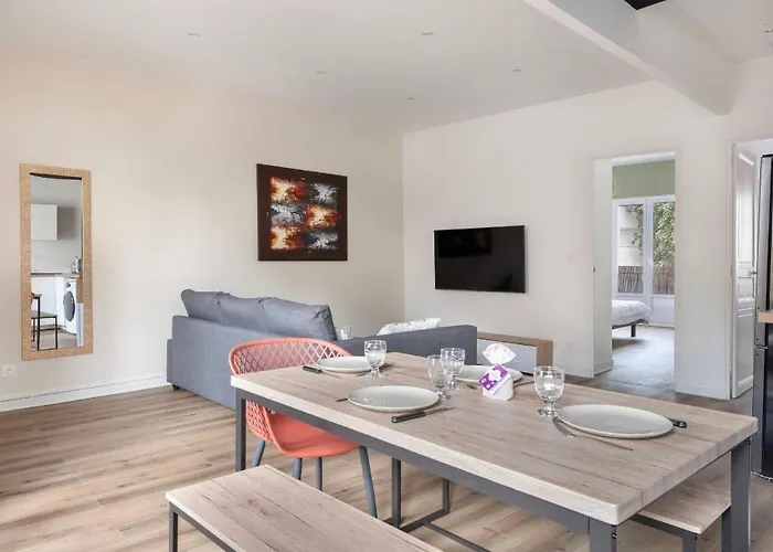 Apartmán T3 Centre 70 M2 Avec Terrasse *