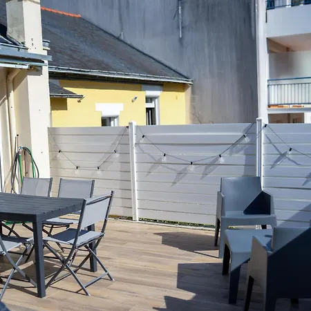 T3 Centre 70 M2 Avec Terrasse アパート La Baule