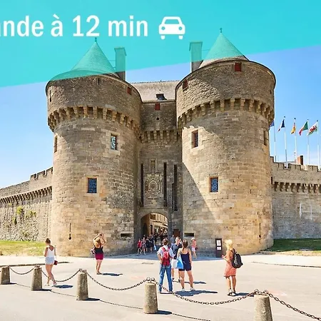 T3 Centre 70 M2 Avec Terrasse * La Baule